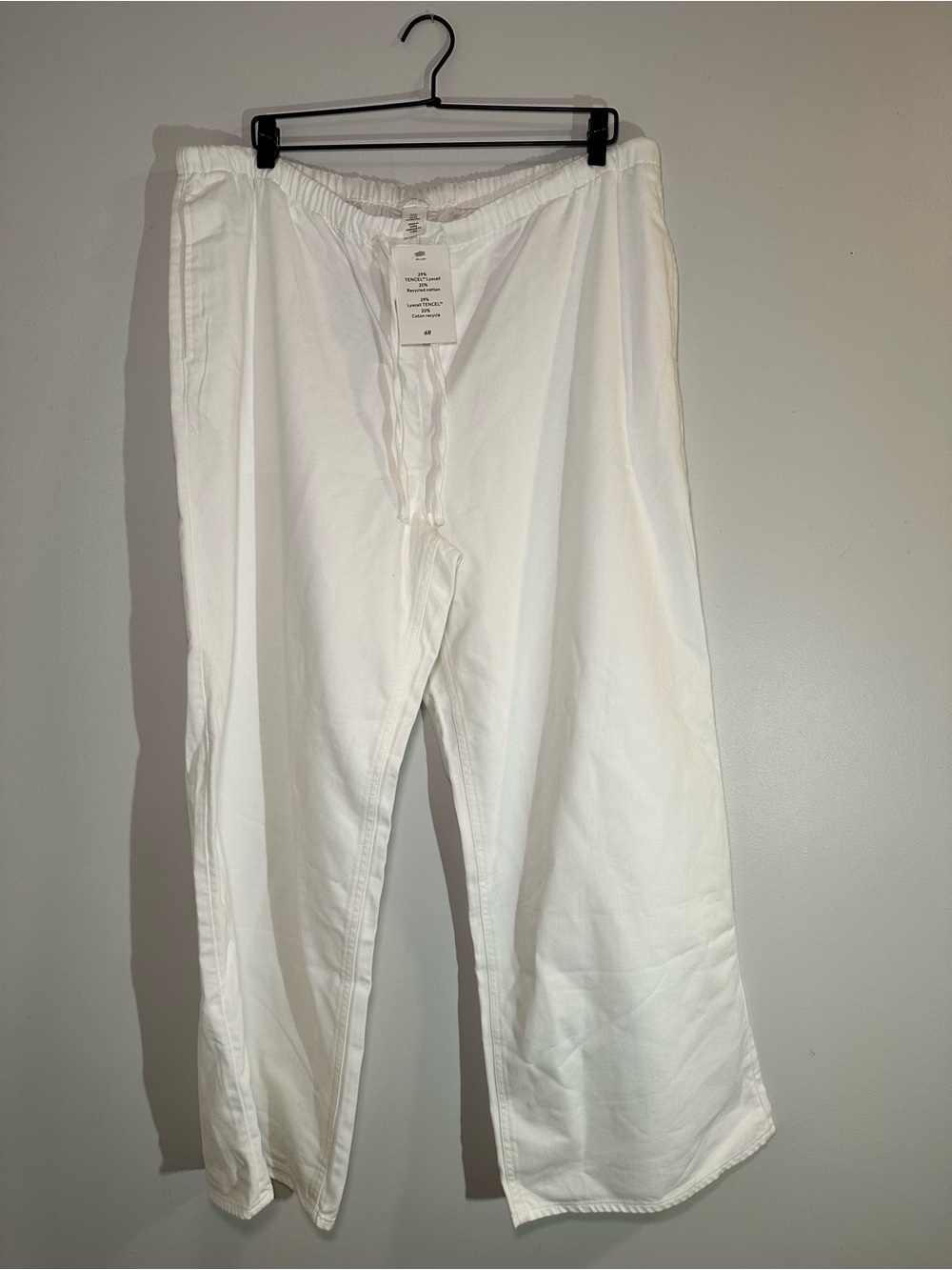 H&M Women’s Wide Leg Linen Pants in White